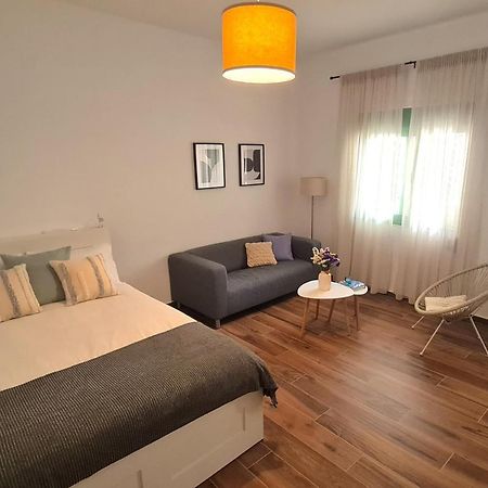 Yannis Guest House Aegina Exterior foto