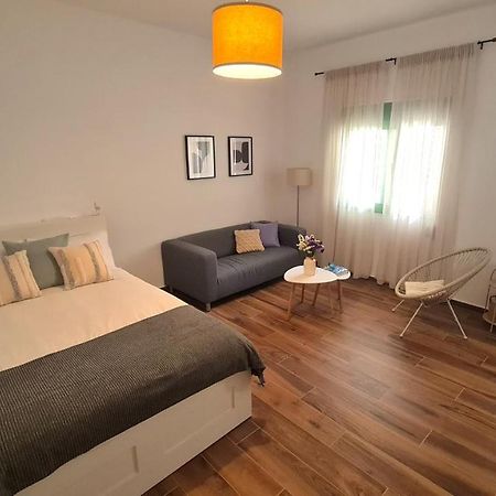 Yannis Guest House Aegina Exterior foto